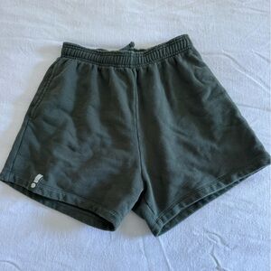 Daily Drills Sweatshorts in Palm